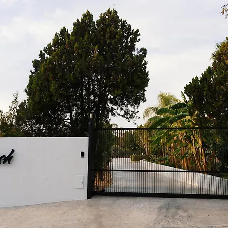 Emesh Boutique Suite-2
